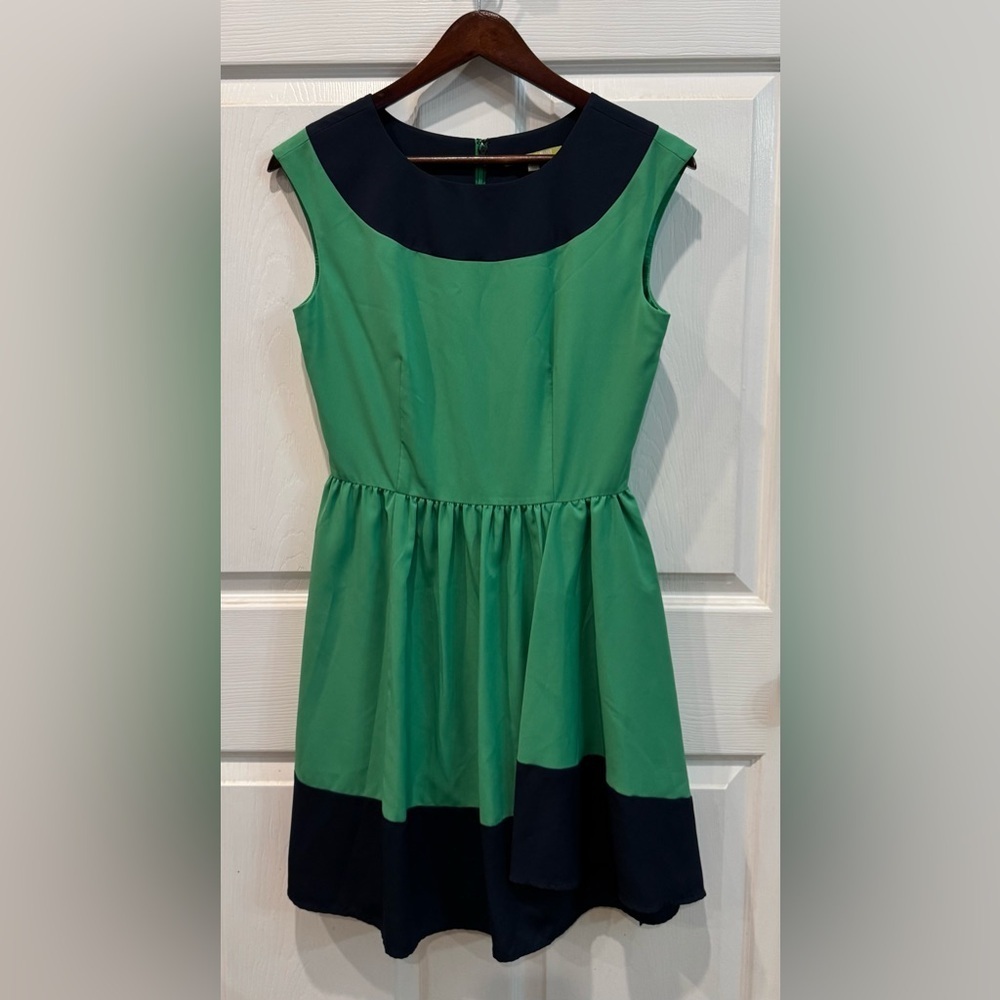 Gianni Bini Woman Green Navy Retro Fit & Flare Dress Scoop Neck Lined Size XS